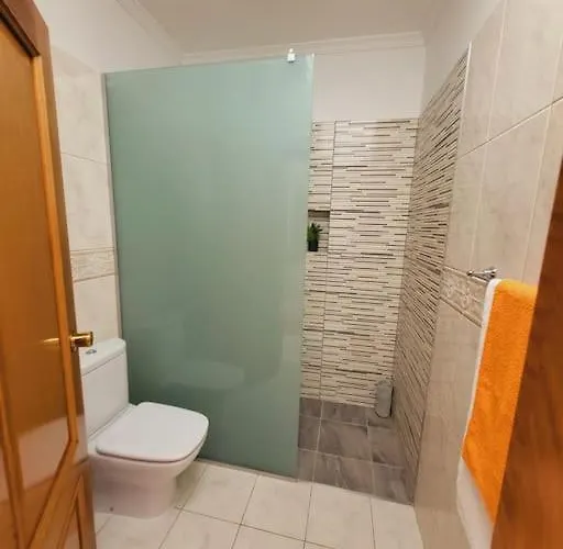 別荘 Paradise Madeira Ocean View ファハ・ダ・オヴェルハ